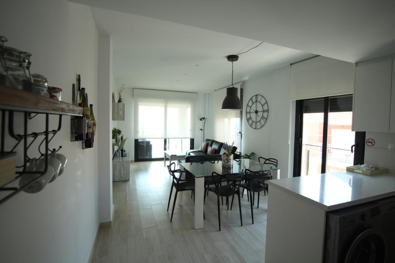 Luxury And Modern Beach Apartment With Sea Views 라 마타 외부 사진